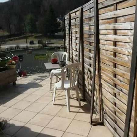 Du Cafe De La Poste Le Buisson (Lozere)
