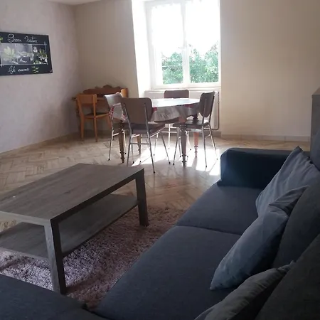 Du Cafe De La Poste Le Buisson (Lozere)
